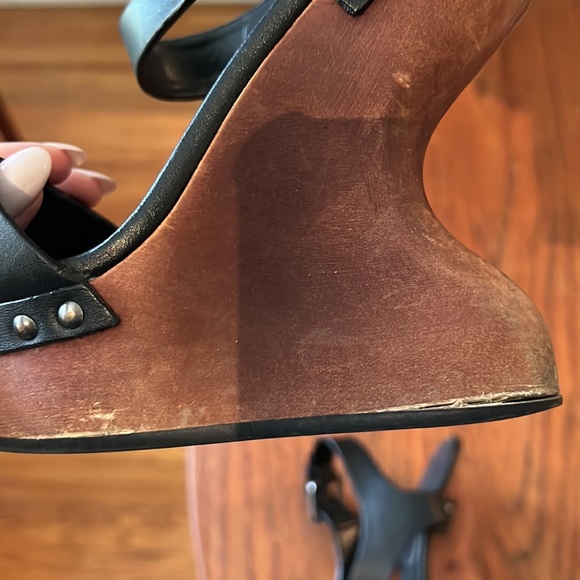 Luxury Rebel Leather Wooden Wedges size 8 - Picture 3 of 5